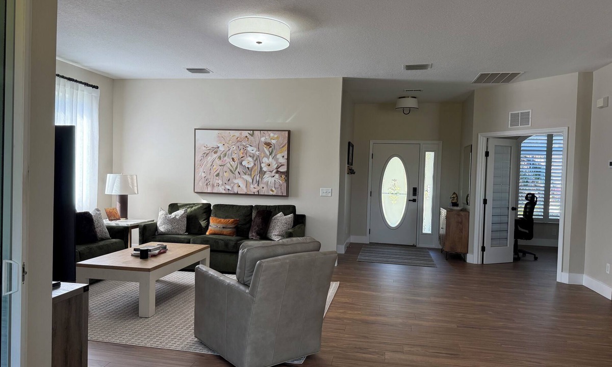Fellowship House | Stunning, updated 3 bdrm/2ba - 3mi to World Equestrian Center - On golf course