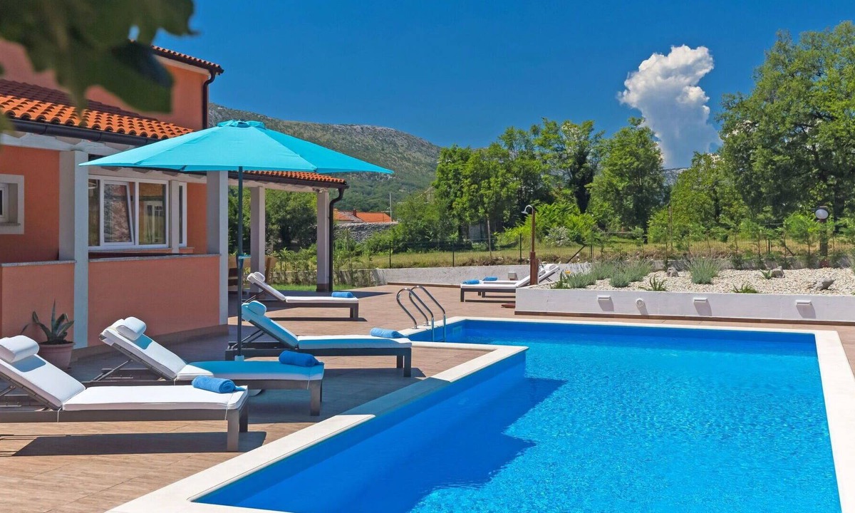 Tribalj House | Stunning villa for 6 guests with private pool, WIFI, A/C, TV, terrace, pets allowed and parking