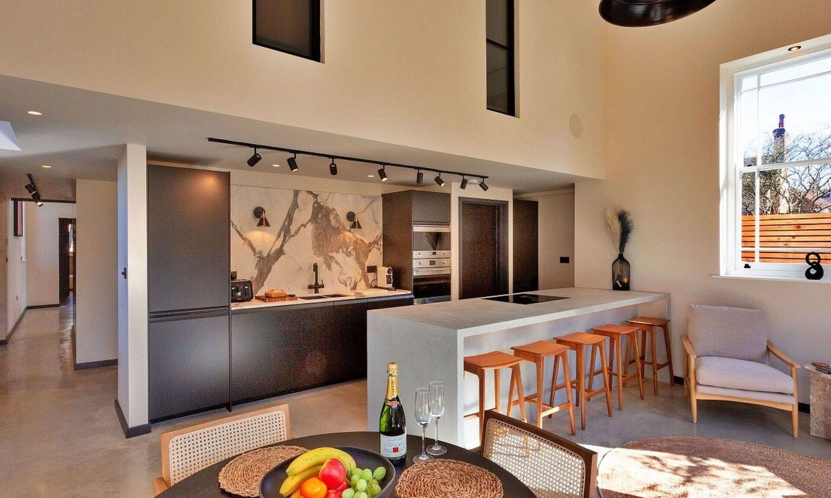 Appledore House | Stunning villa for 6 guests with WIFI and pets allowed