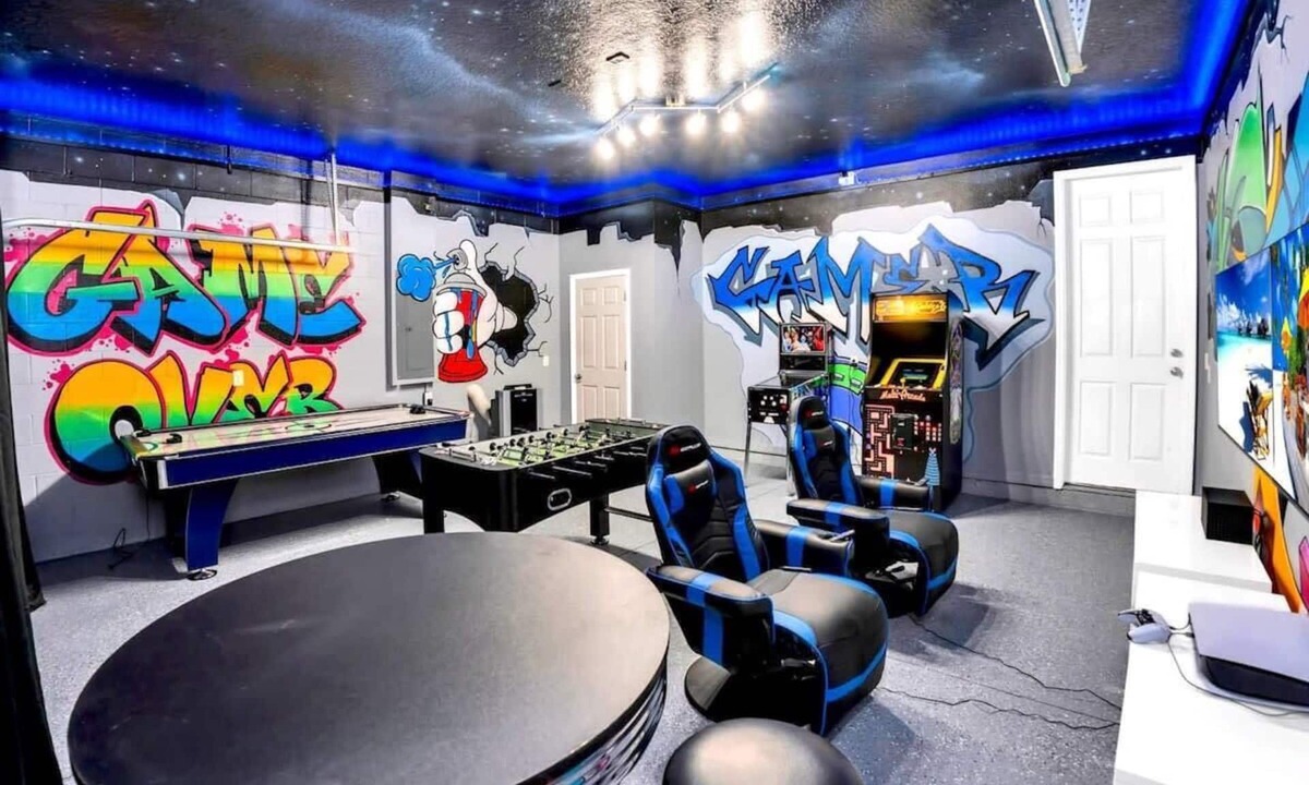 Florida Central Atlantic Coast House | Stunning Villa w/Updated Decor and Gameroom