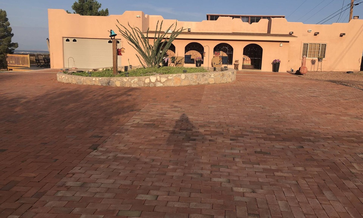 Alamogordo Villa | Stunning Villa with Private Indoor Pool