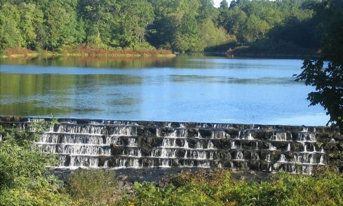 Westport House | Stunning Waterfall View - 5 Bedroom