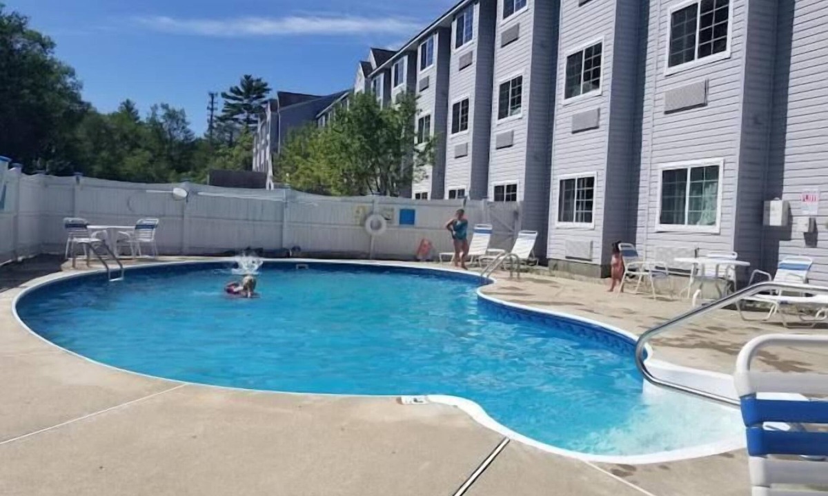 Sturbridge Hotel | Sturbridge Plaza Hotel