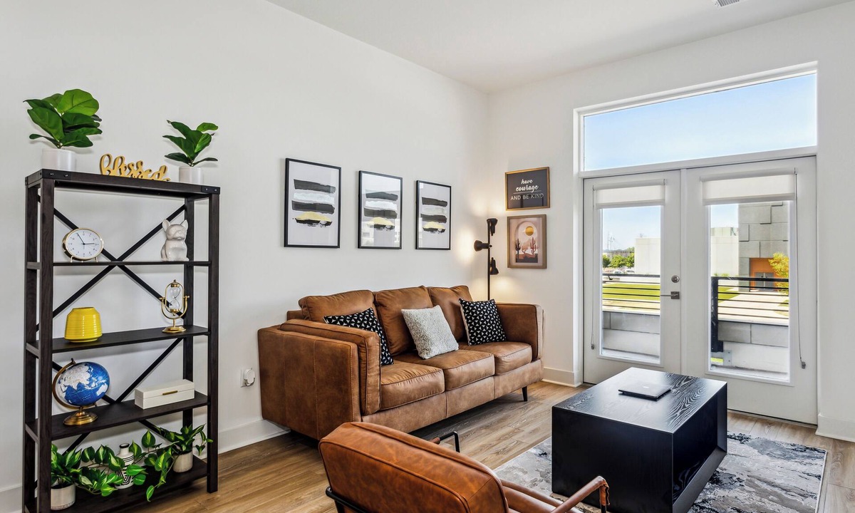 Wichita Apartment | Stylish 1BR APT with City Skyline Views
