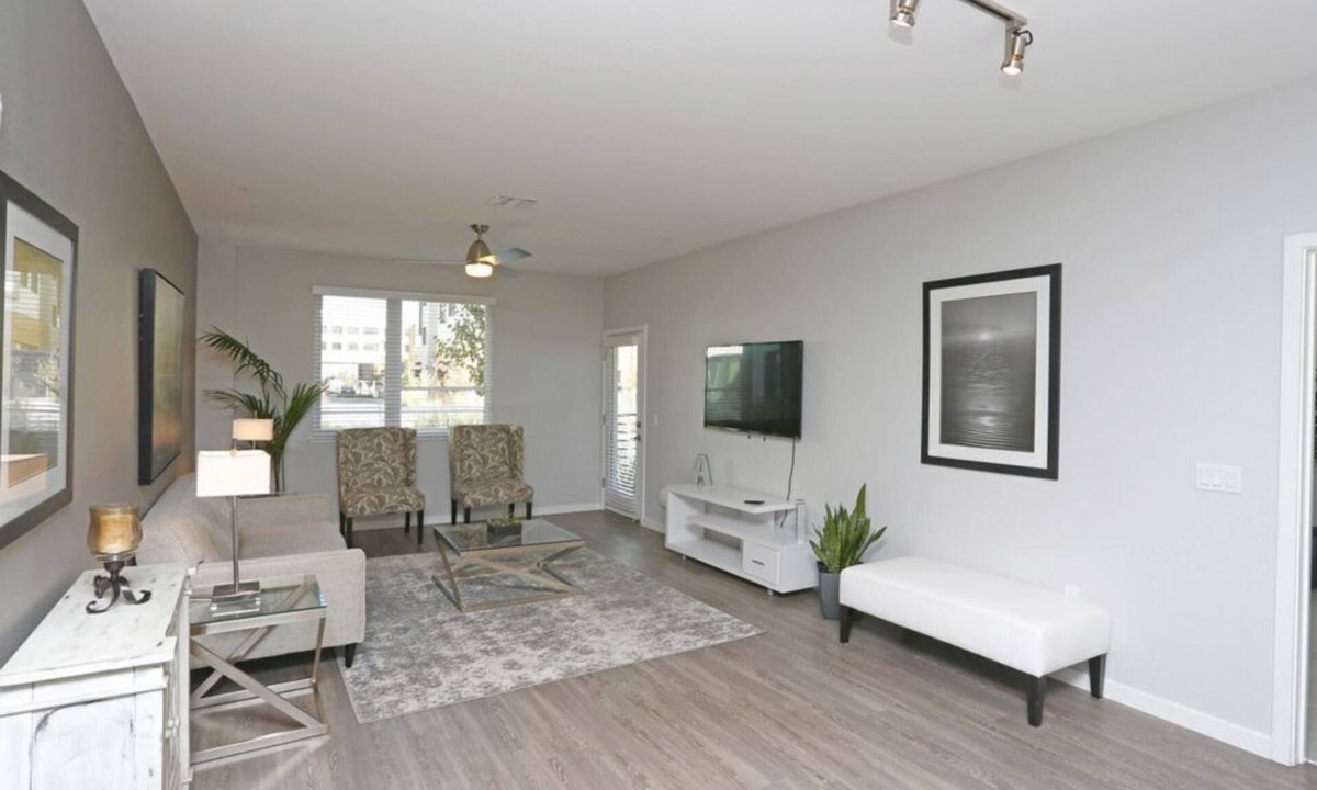 Menlo Park Condo | Stylish 1BR Condo in Silicon Valley
