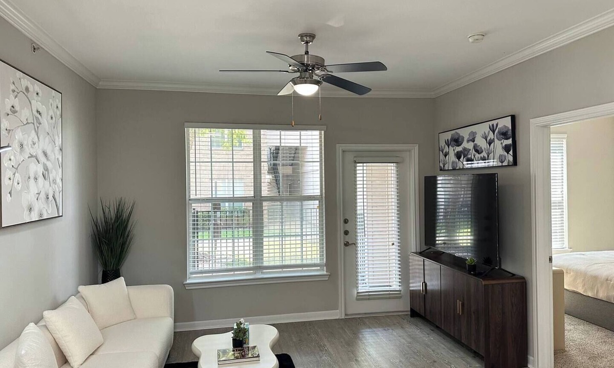 Egypt Apartment | Stylish 1BR in Magnolia Easy Access to Woodlands
