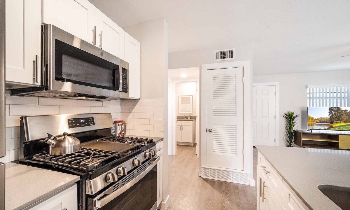 Mueller Apartment | Stylish 1BR Near UT | Mueller | Evonify 3303