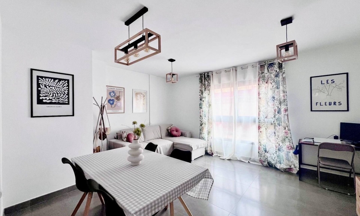 Pego Apartment | Stylish 2-Bedroom Apartment with WiFi,AC,Parking,10 Min from Beach,Medieval Town
