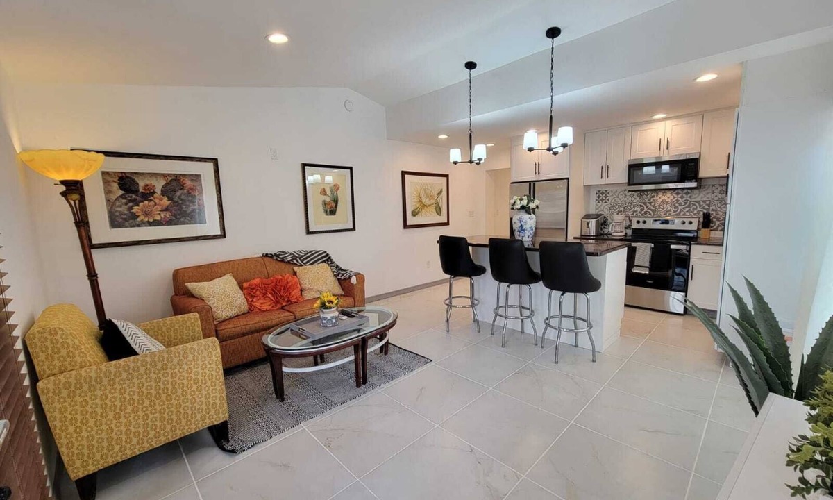 El Paso Condo | Stylish 2 bedroom condo fully renovated