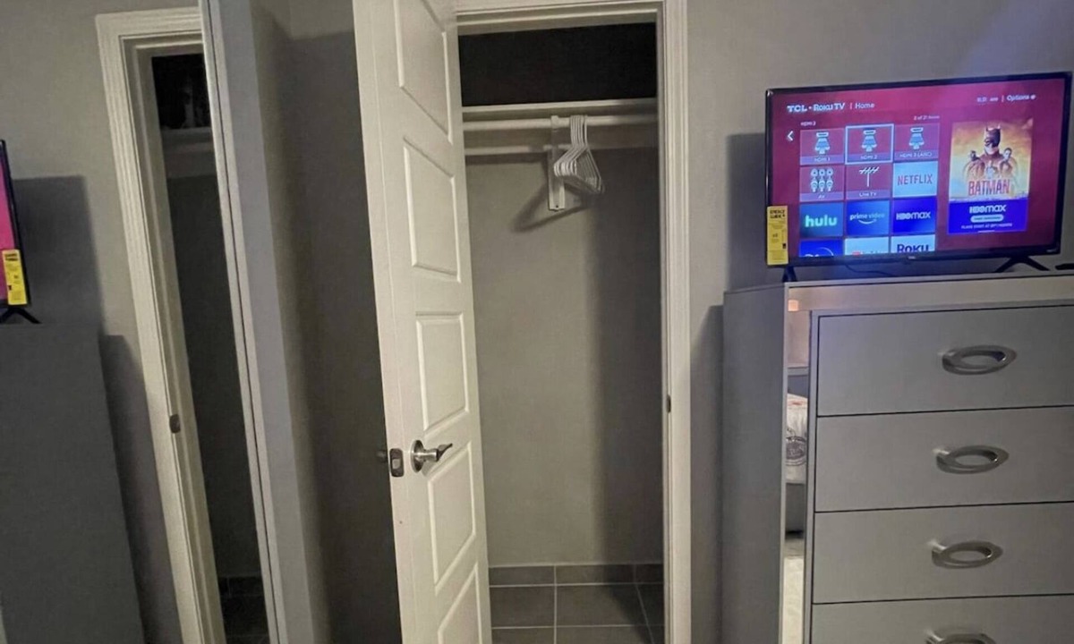 Roma Condo | Stylish 2-bedroom unit