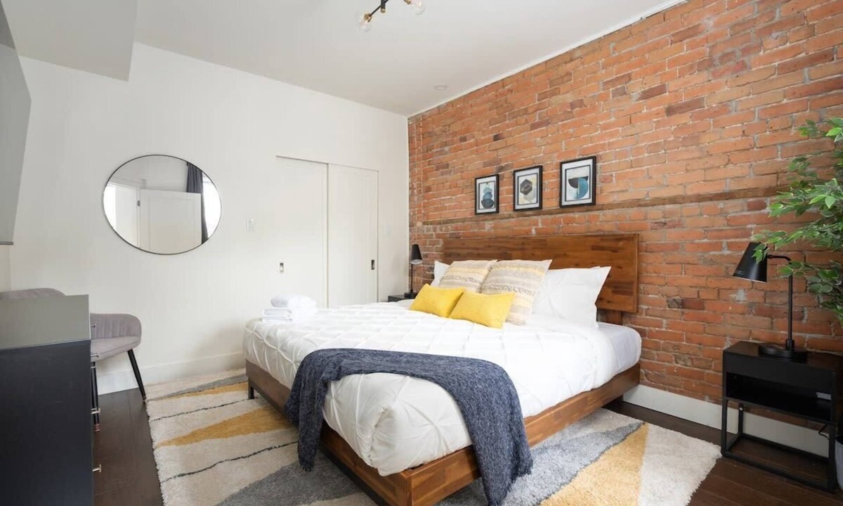 Mile End Apartment | Stylish 2BD/2BA Brand New in Mile End/Plateau