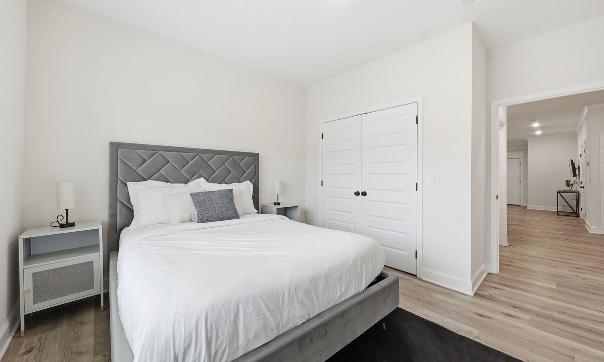 Madison Apartment | Stylish 2BR/2BA Stay · Open Layout