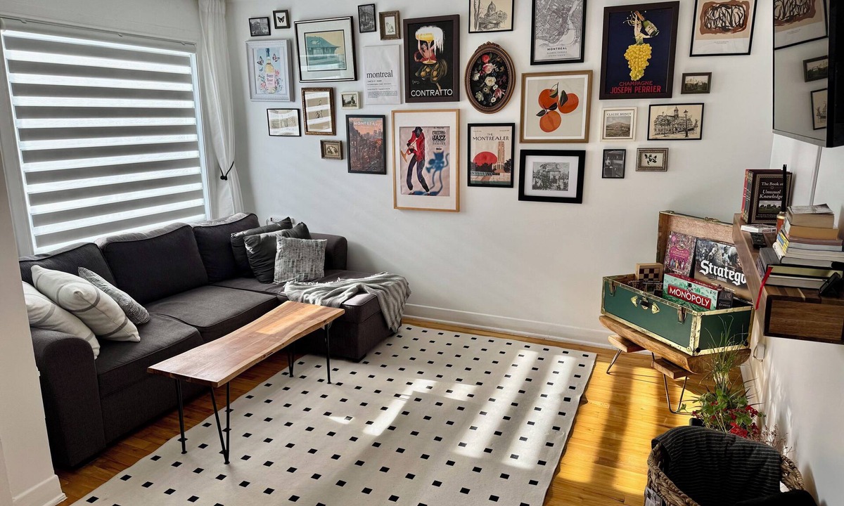 Longueuil Apartment | Stylish 2BR Free Parking 15 min to MTL