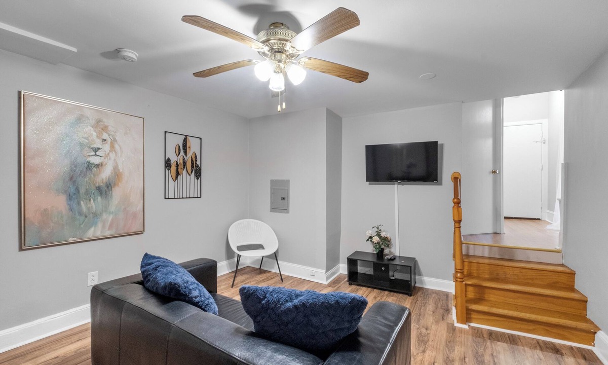 Powelton Village Apartment | Stylish 2BR Near Upenn
