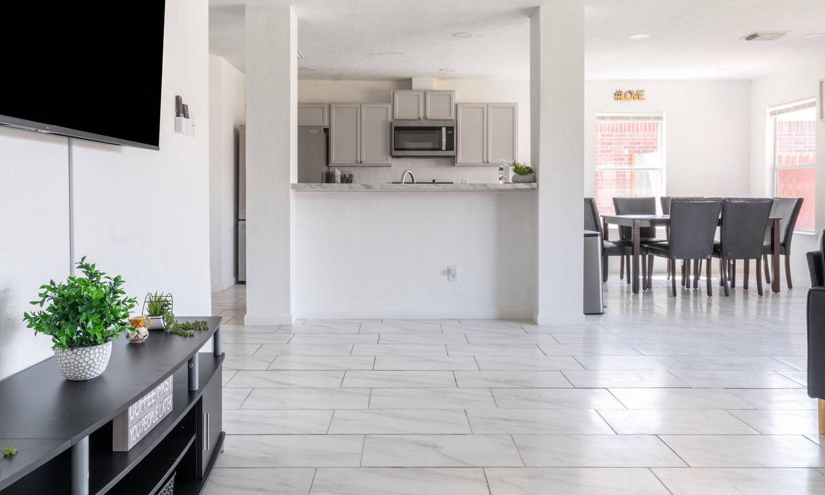 Clodine House | Stylish 4br 2.5ba Haven In Houston 4 Bedroom Home by RedAwning