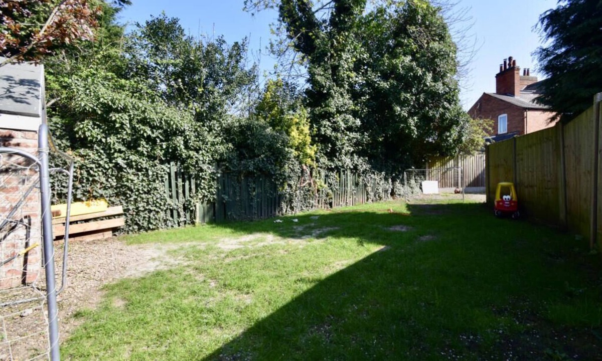 Oadby House | Stylish 5Bed 3Bath House