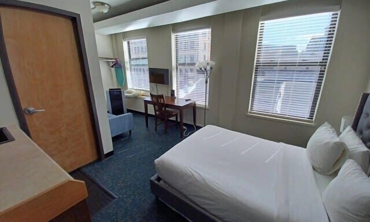 Downtown Boston Apartment | Stylish Affordable Downtown Boston Studio!