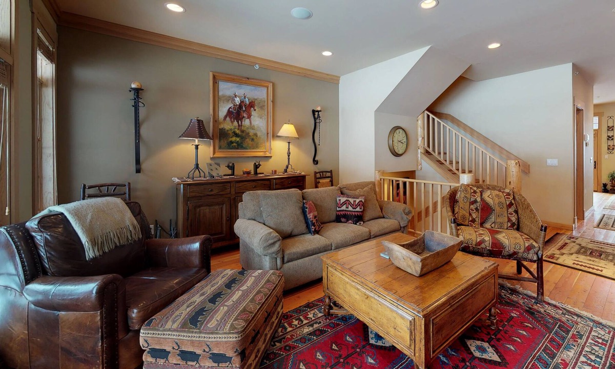 Big Sky Meadow Village Condo | Stylish and comfortable condo w/ private hot tub & shared pool