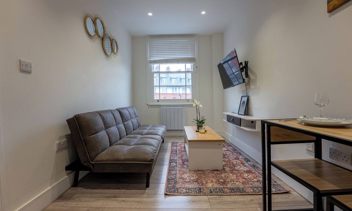 Westminster Apartment | Stylish and cozy flat