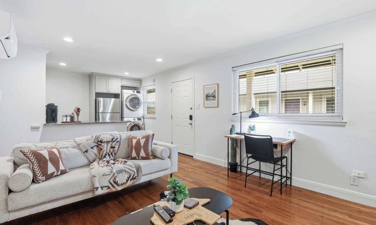 Fort Worth Apartment | Stylish Apartment in Fort Worth: Comfort, Convenience, and Free Parking
