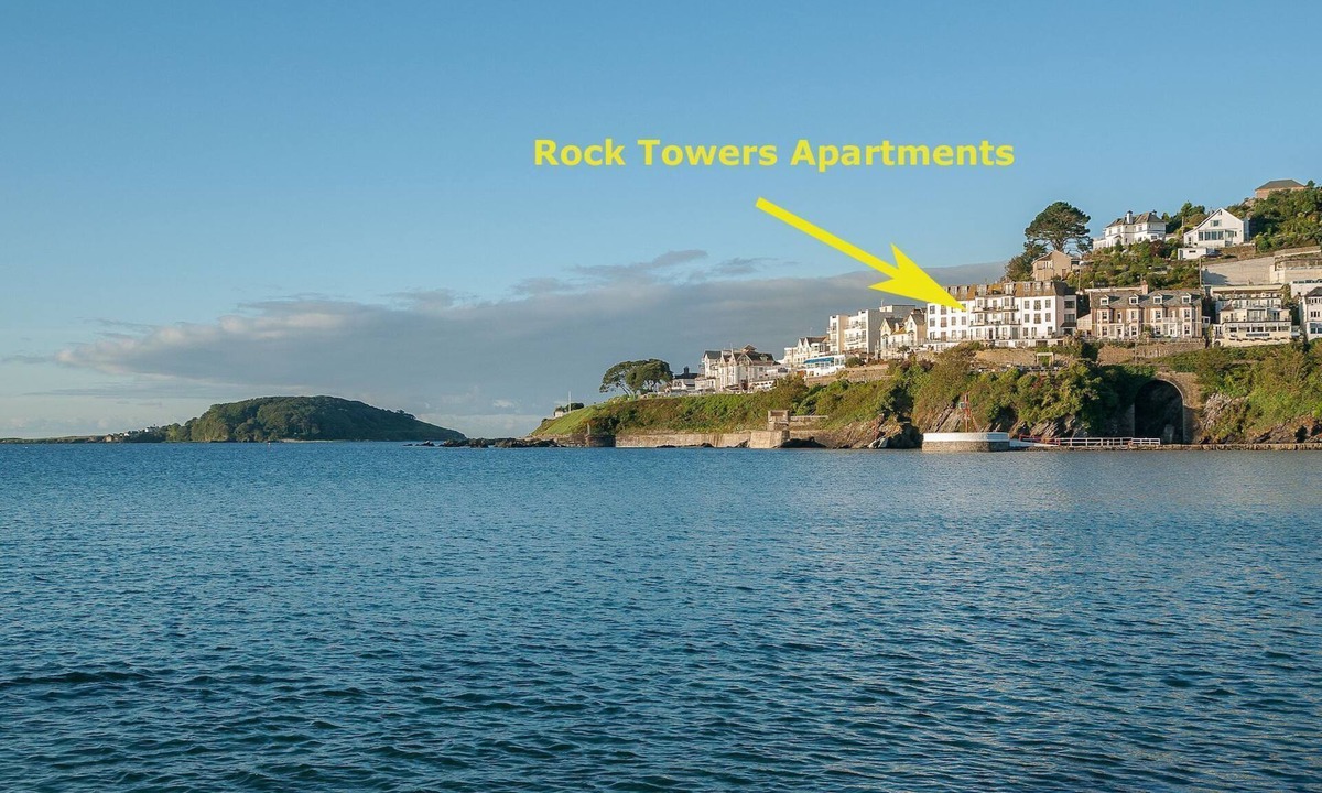 West Looe House | Stylish apartment on the waterfront.