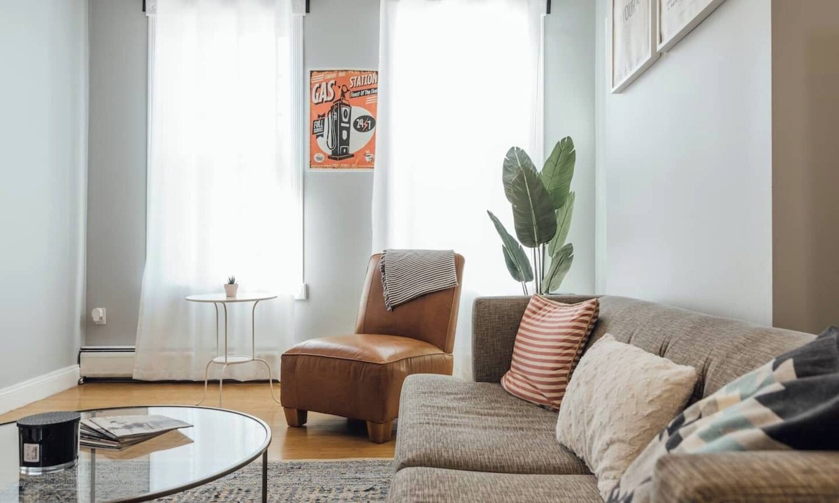 Jersey City Apartment | Stylish Apt 40 mins from NYC - TV/Laundry