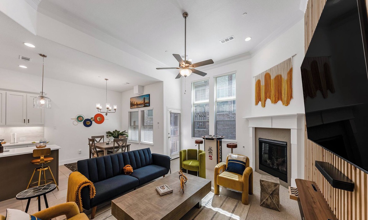 Lewisville House | Stylish Arcade Stay + EV Central