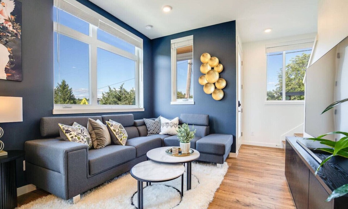 North Beacon Hill House | Stylish & Central Haven