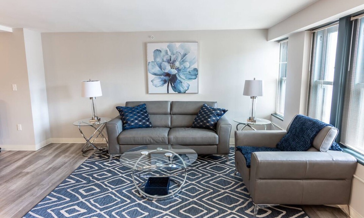 Gateway District Apartment | Stylish Chic Downtown Apartment