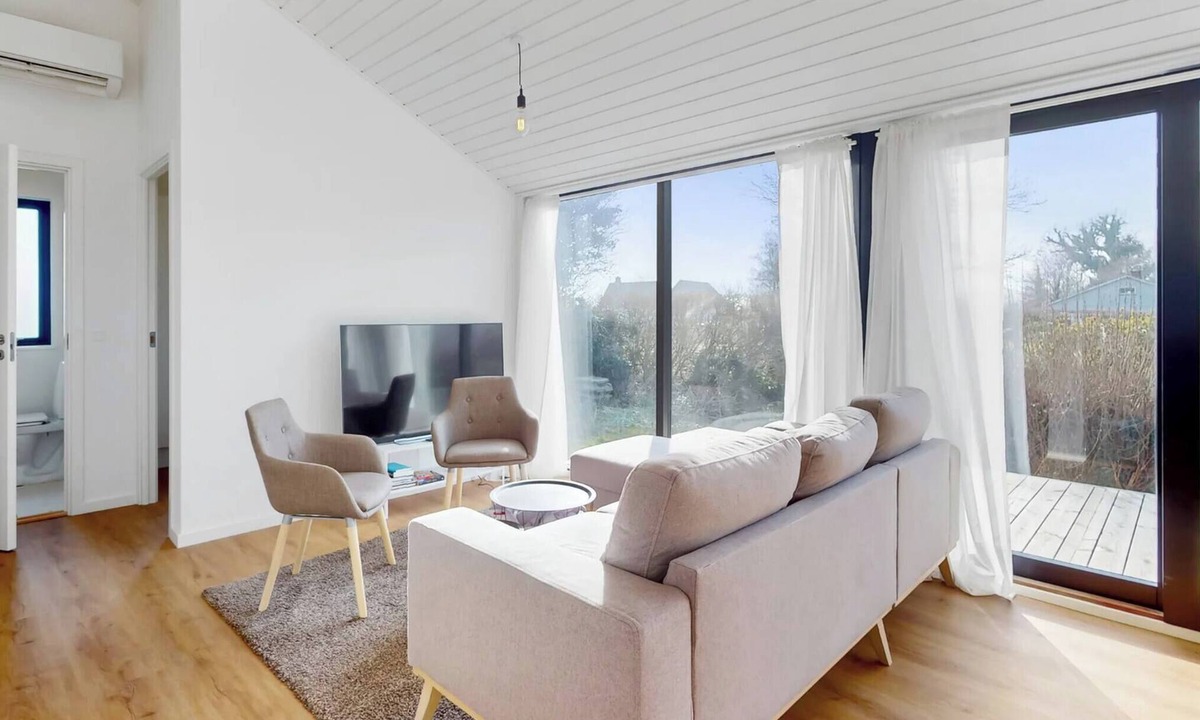 Rodvig Stevns House | Stylish Cottage Near Beach, Cliff and Harbour Life