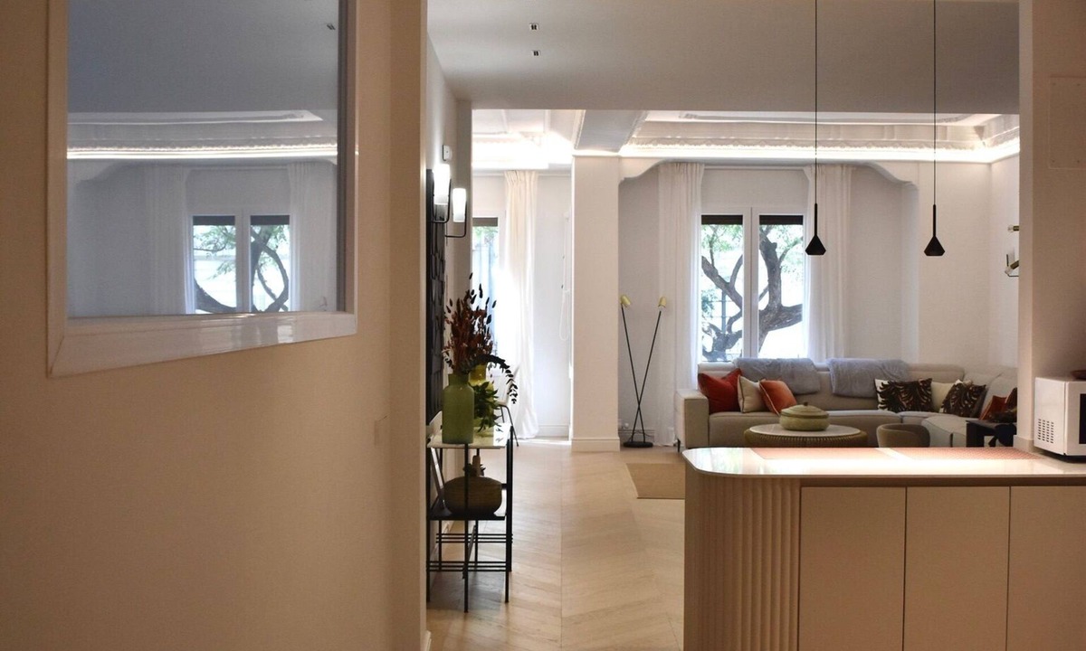 La Gran Via Apartment | Stylish & Cozy Flat in the heart of Eixample, Valencia