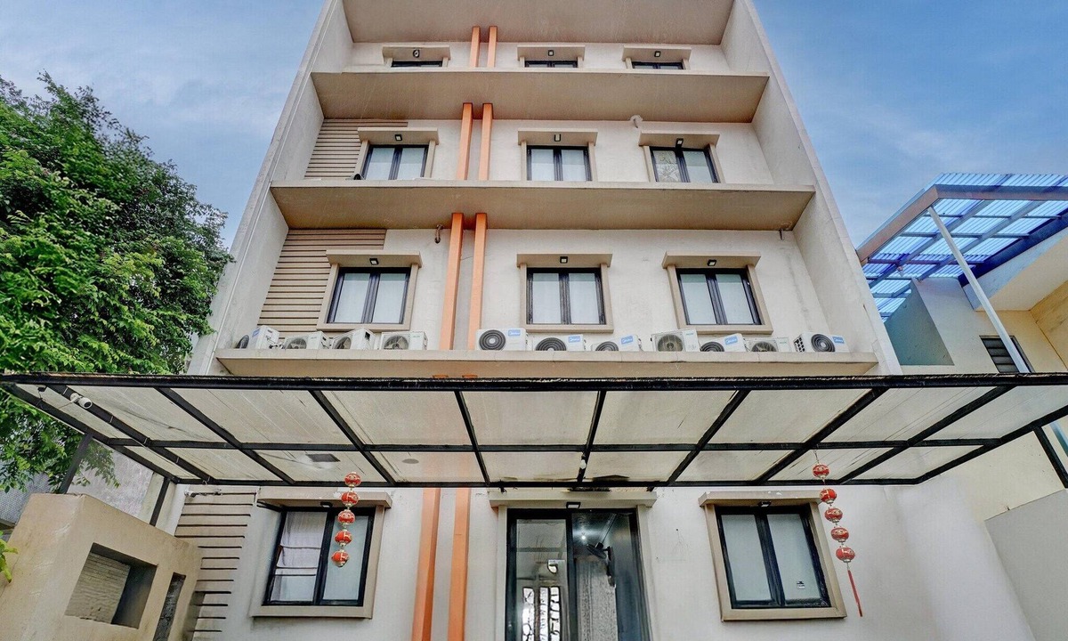 Old Jakarta House | Stylish DBL Suite Escape W/Free WiFi and Parking