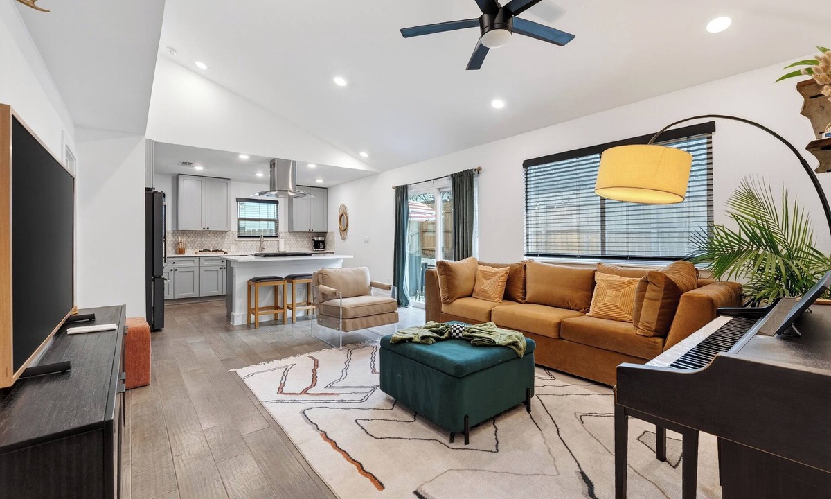Blackshear-Prospect Hill House | Stylish East Austin Home + Patio Dining + Minutes to Downtown | Eastside Keys
