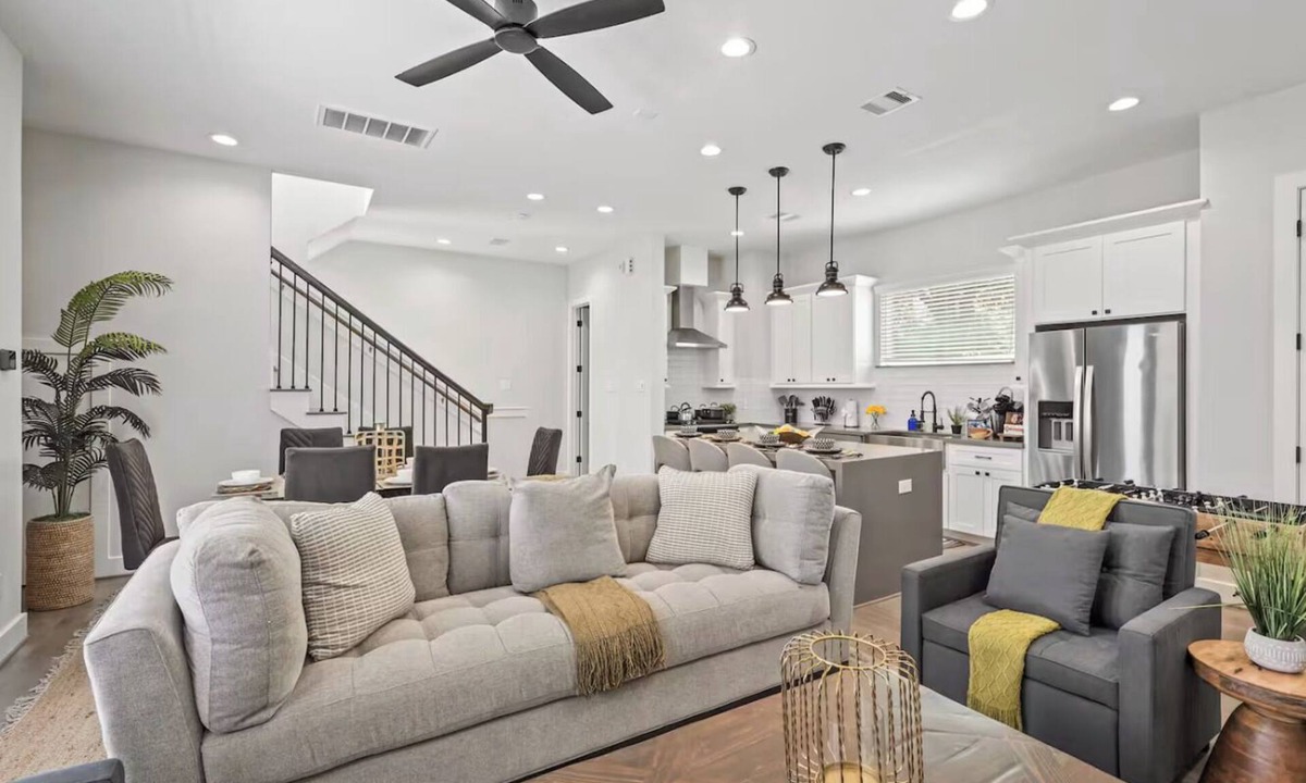 Shady Acres Condo | Stylish Heights Retreat/Near Downtown Houston