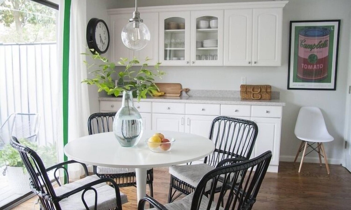 Historic Downtown Savannah House | Stylish House By Forsyth Park