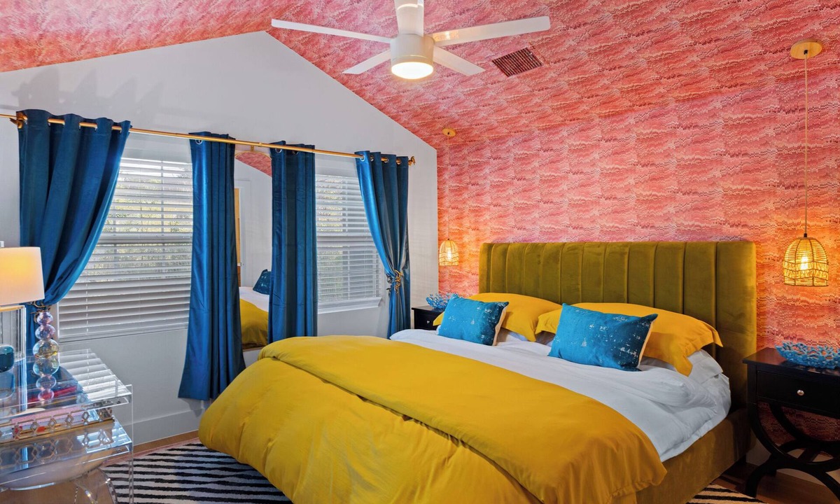 Cherrywood Apartment | Stylish & Lux Stay, Walk to Top Eats & Pickleball