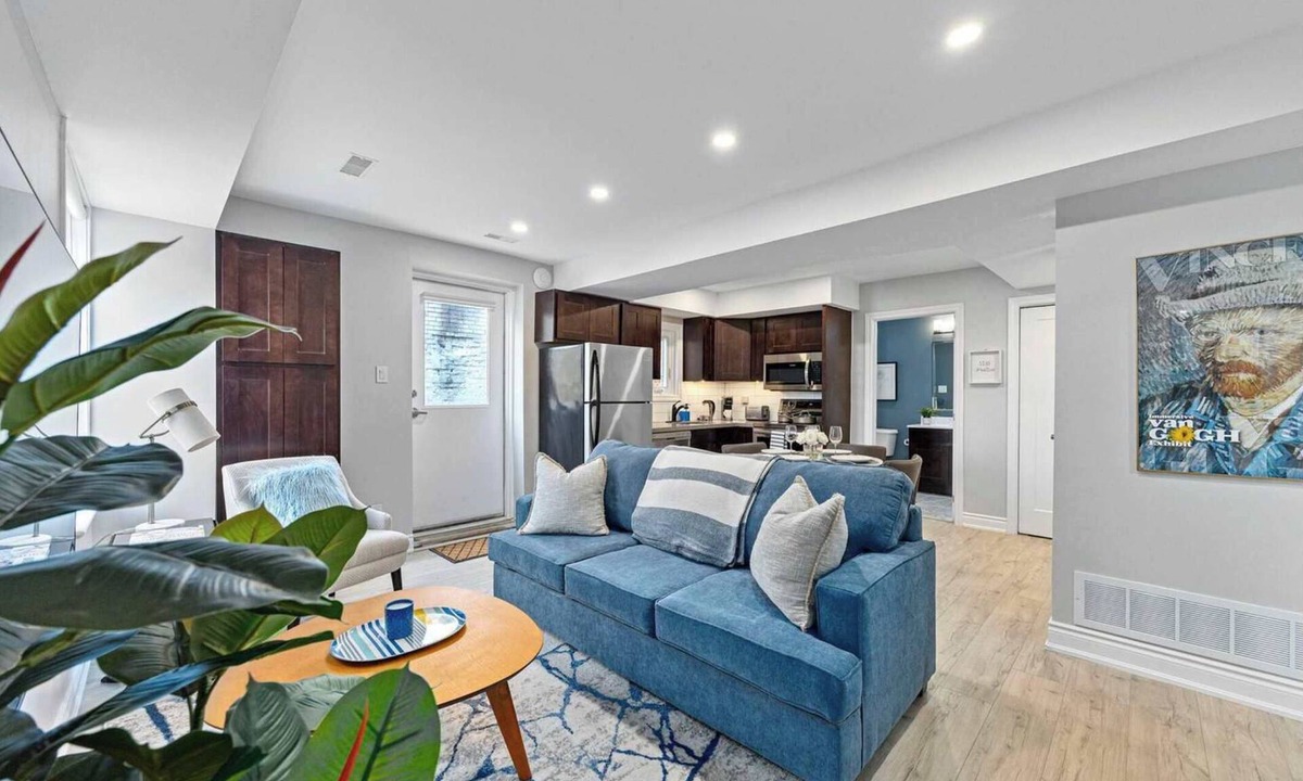 Bracondale Hill Hotel | Stylish Modern Family Suite with Patio