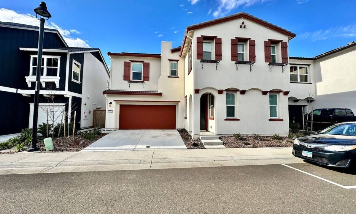 Rocklin House | Stylish & Modern Retreat in Rocklin