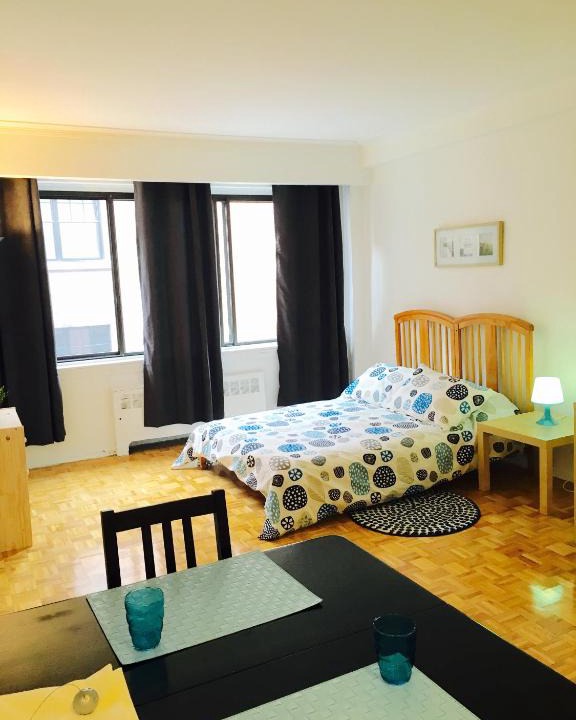 Downtown Montreal Apartment | Stylish Montreal Apartment: Comfortable Stay in the Golden Square Mile
