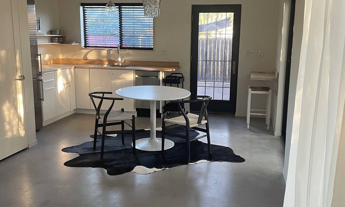 Story Apartment | Stylish new guest house in charming historic area, minutes to downtown Phoenix