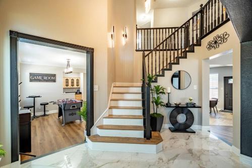 Allen House | Stylish Oasis Modern Living