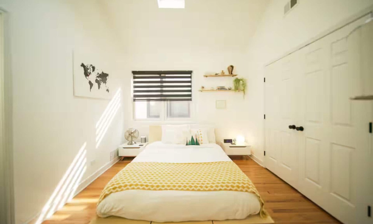 Tri-Taylor Condo | Stylish Penthouse Loft Tri-Taylor 2BR 2BA, Parking