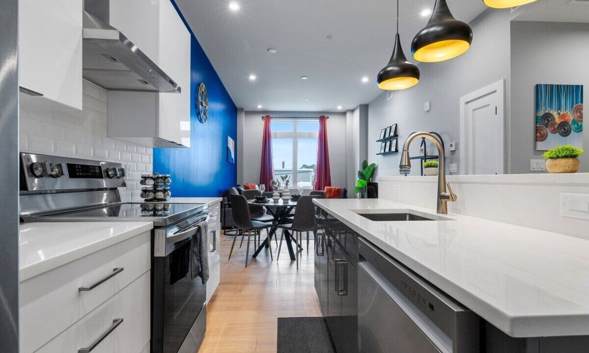 Assembly Square Apartment | Stylish Private Room w/Ensuite Bath near