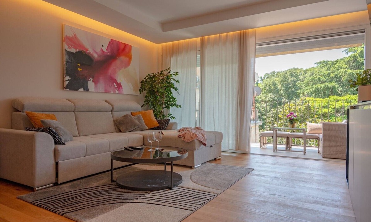 Veruda Apartment | Stylish Pula Apartment 10min To The Beach