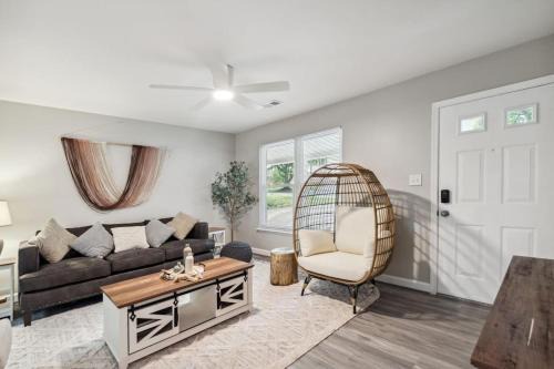 Hanover House | Stylish Rancher, Great Location!