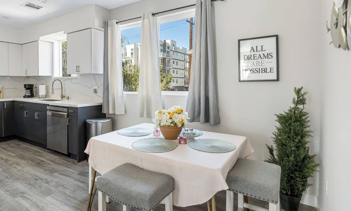Wilshire House | Stylish & Spacious Koreatown Home - Near USC