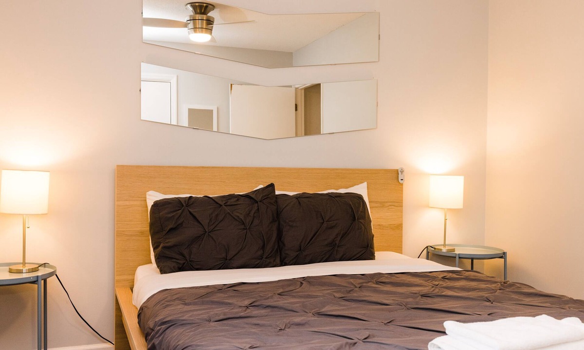 Carrboro House | Stylish & Spacious ★ Pets OK ★ Monthly Townhome