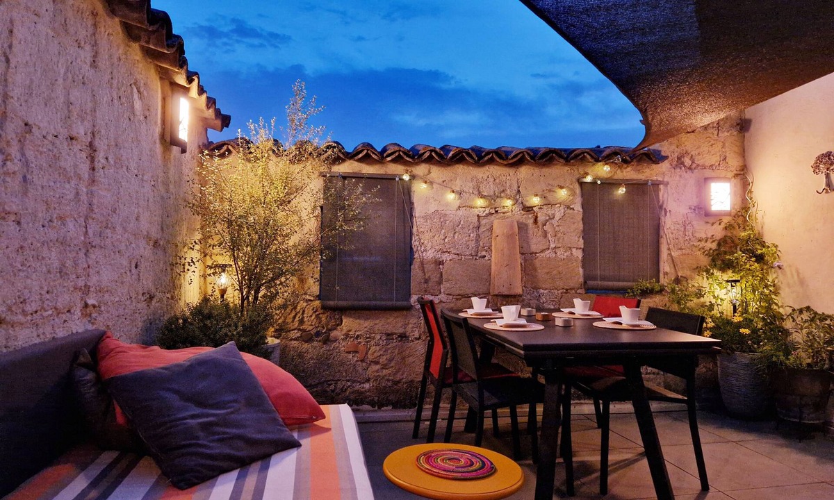 Pezenas House | Stylish Stone Townhouse: Private Roof Terrace, Parking, Air Conditioning