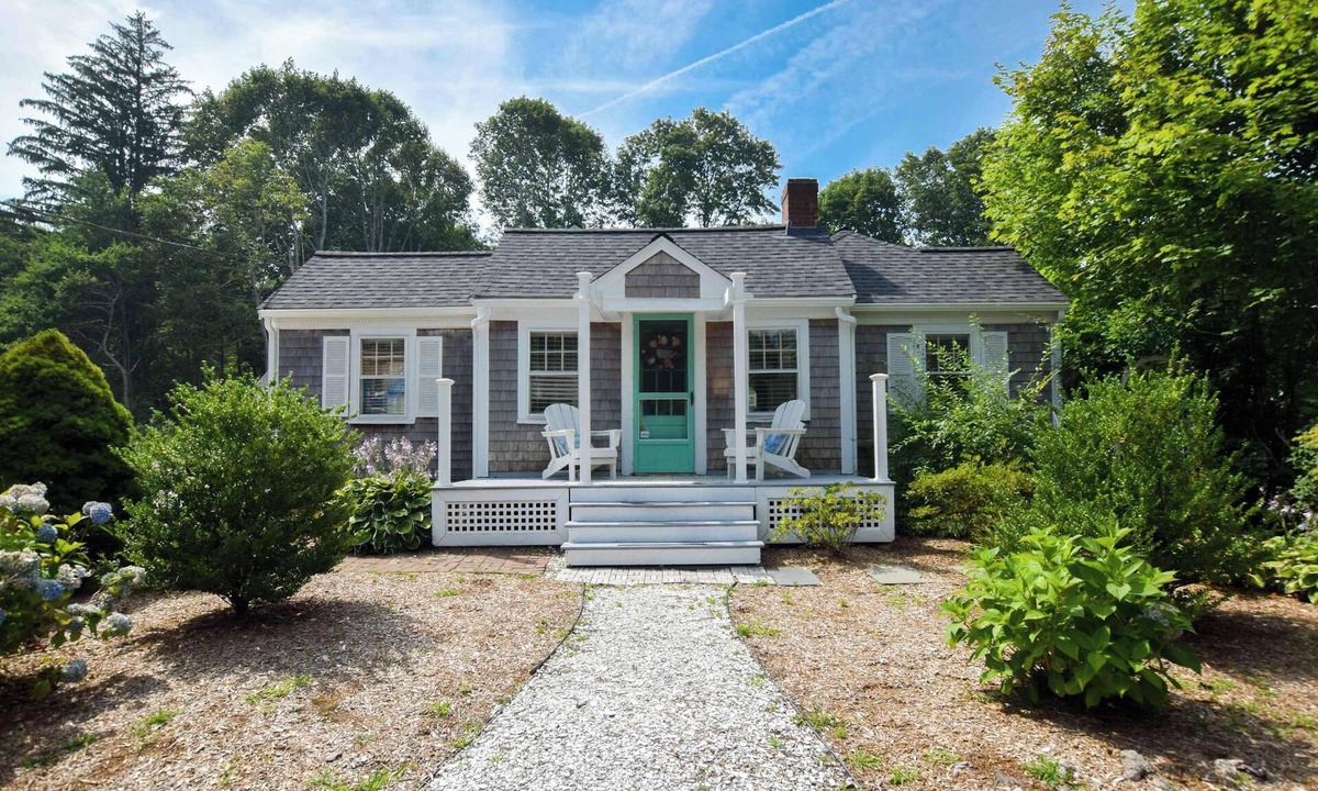Yarmouth Port House | Stylish Updated Home, walk to Dennis Pond, Hot Tub!