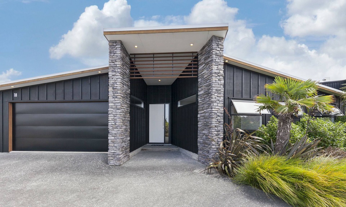 Matakana House | Stylish Villa Escape - Matakana Holiday Home